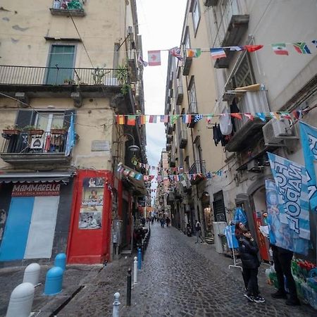 Home Nonna Sabina - Centro Storico Napoli Luaran gambar