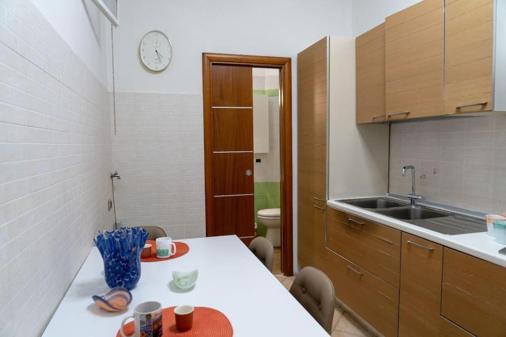 Home Nonna Sabina - Centro Storico Napoli Luaran gambar