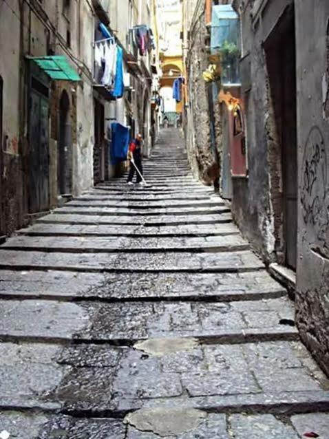 Home Nonna Sabina - Centro Storico Napoli Luaran gambar